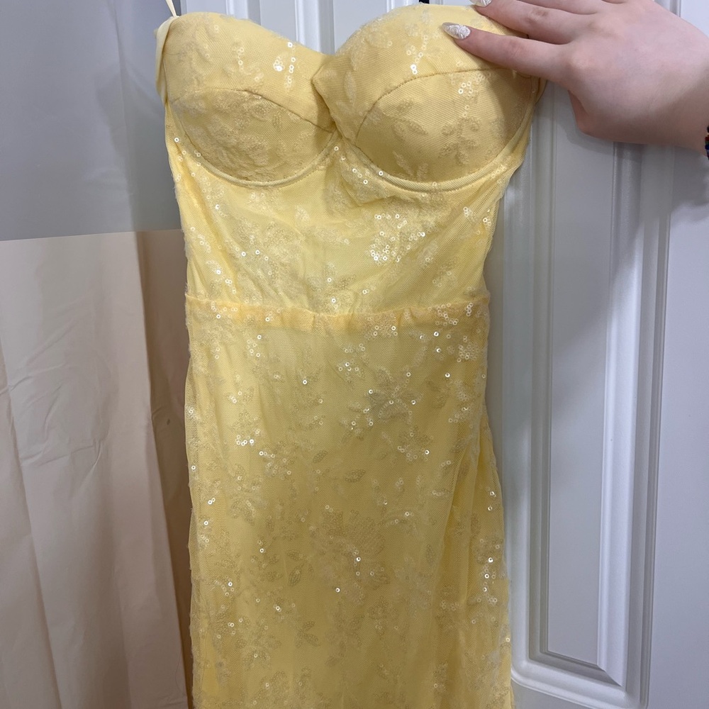 Windsor Strapless Yellow Dress
